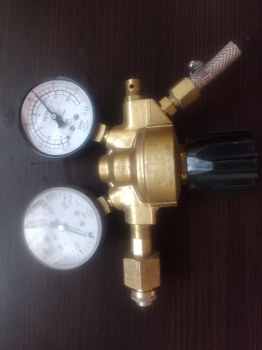 Reduktor Argon/Co2
