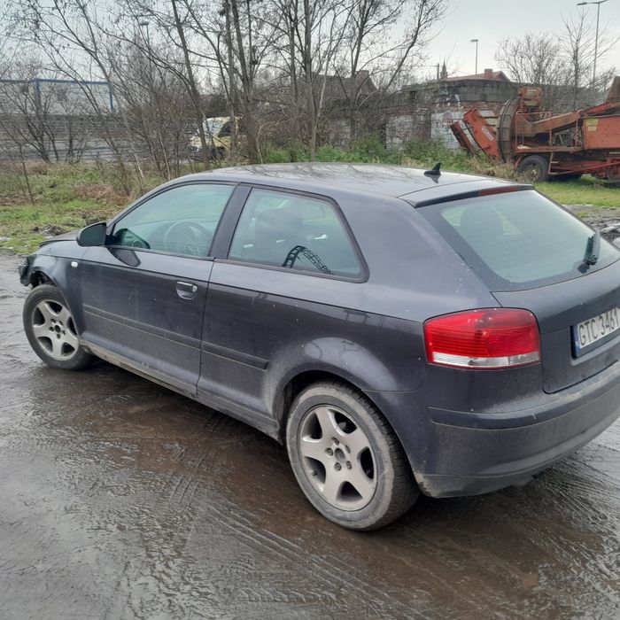 Audi a3 8P 2004r  2.0tdi na części