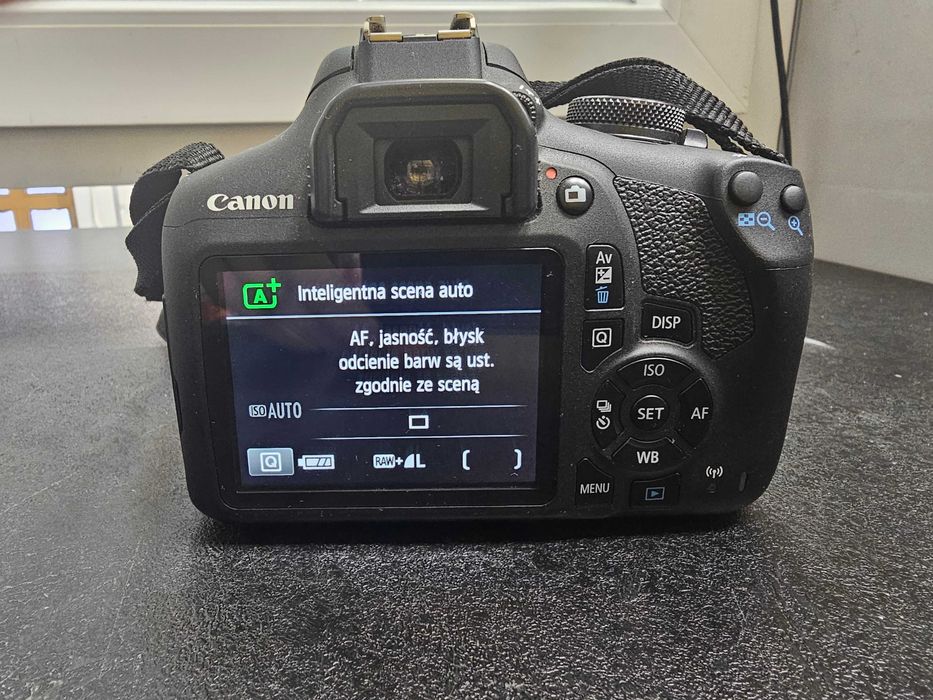 Aparat Cyfrowy Canon EOS 2000D + 18-135mm * Komis Madej Gorlice