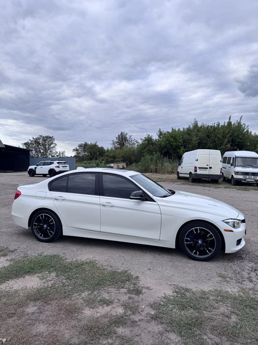BMW 3 Series 2014 VIN WBA3C1C54EK111760 фото оголошення 4 з 8