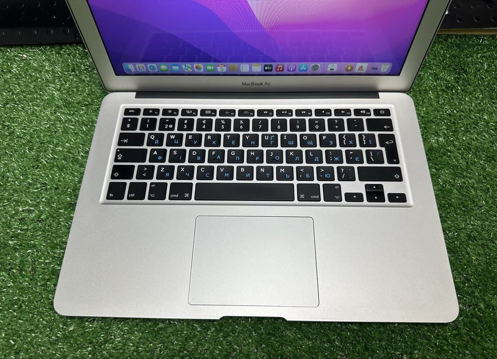 Apple MacBook Air 2015 (A1466) Core i5 8GB ОЗУ/ 128GB SSD (r2251)