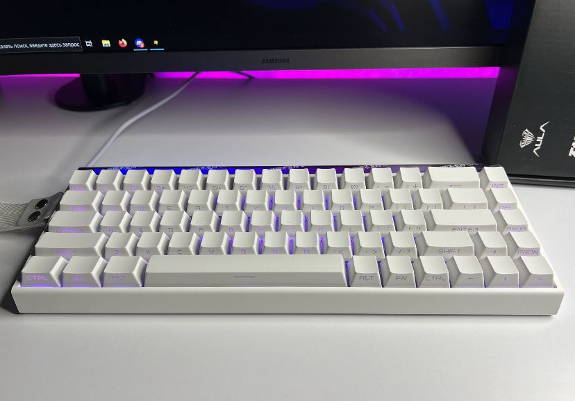 Aula hero 68 he нова