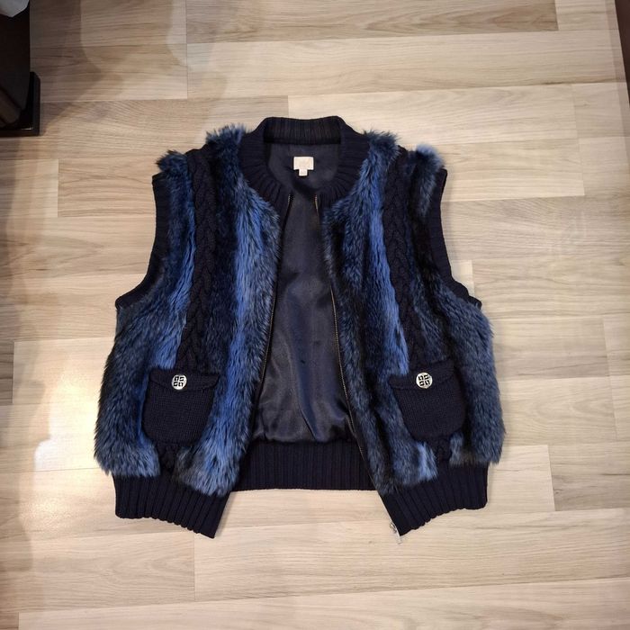 Красивая меховая жилетка утепленная безрукавка с мехом