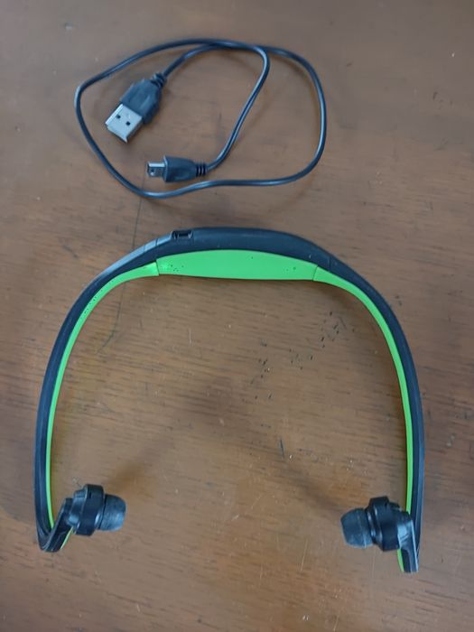 Спортивні bluetooth навушники для бігу