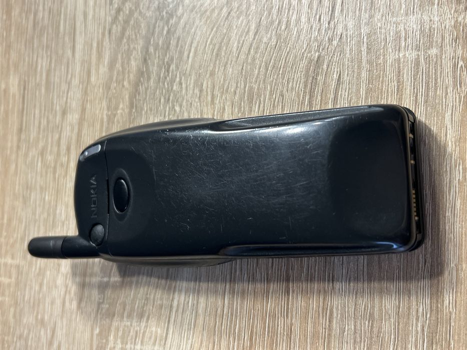 Продам Nokia 7110