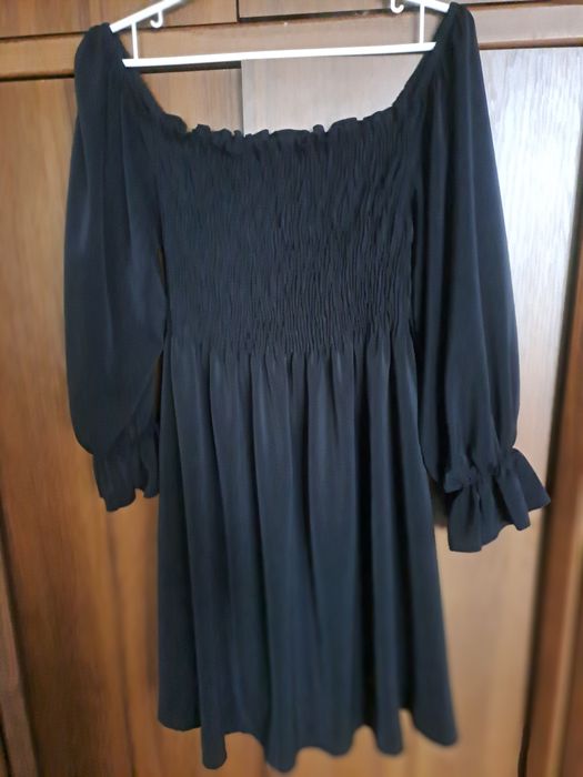 Легка та невагомa сукня