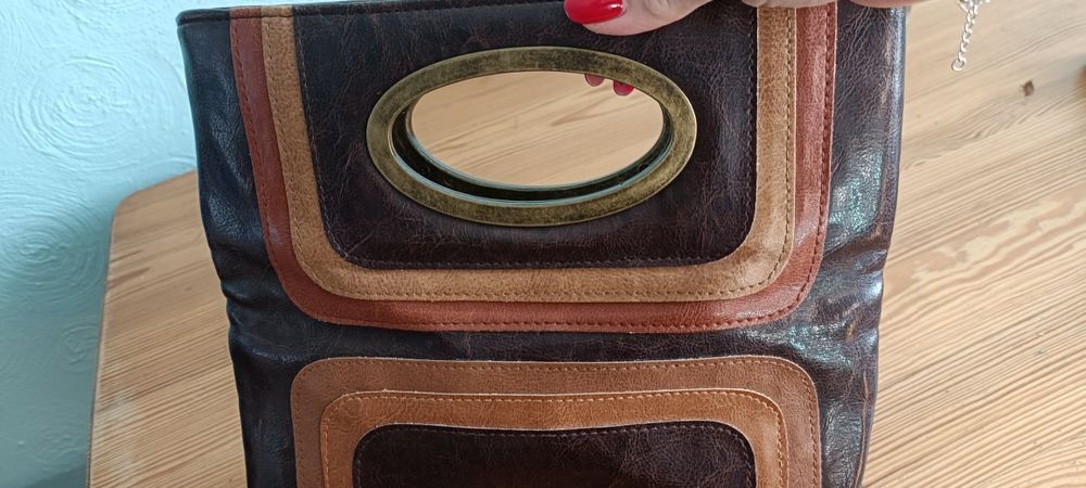 Mała torebka do ręki