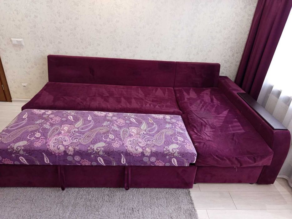 Великий розкладний бу диван