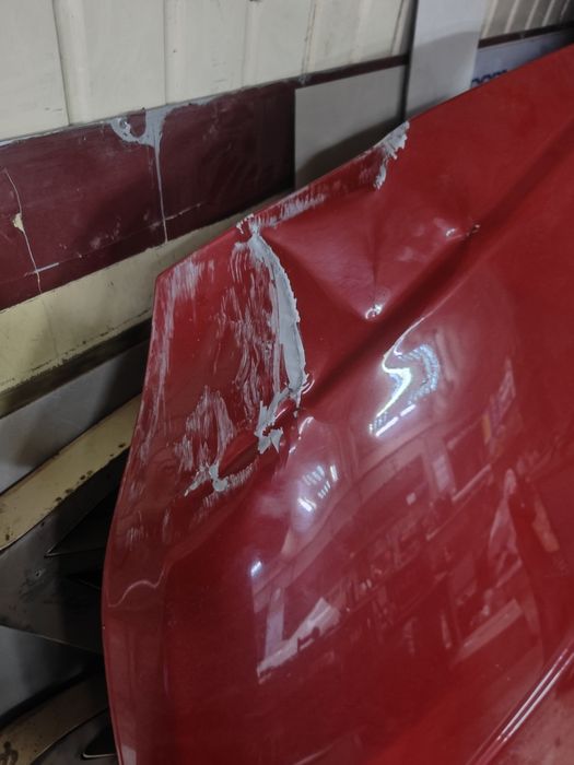 Капот під відновлення dodge journey