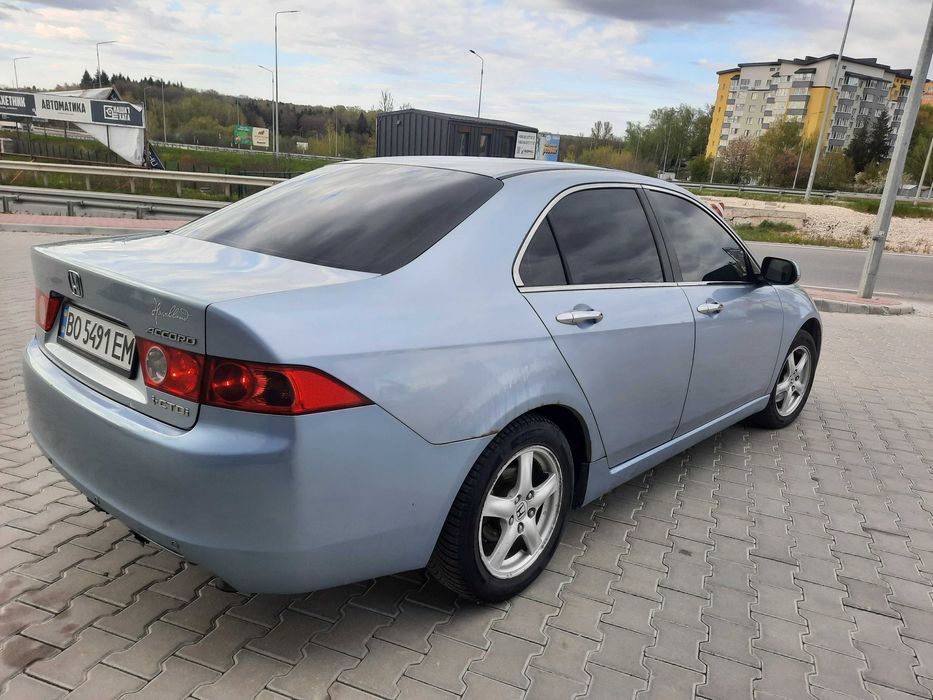 Продам Honda Accord Хонда Акорд 2004 дизель седан