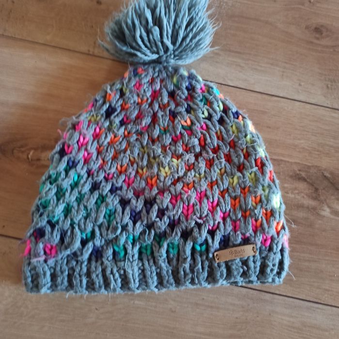 Kolorowa czapka z pomponem Barts