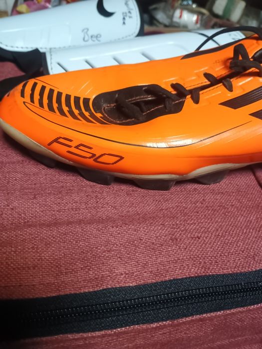 Бутци футбольні F 50