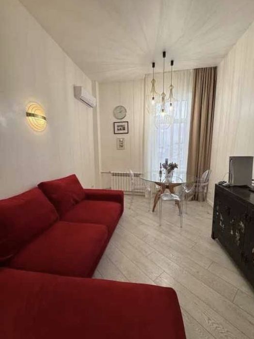 Продам 3 к кв.  центр ТРЦ Никольский