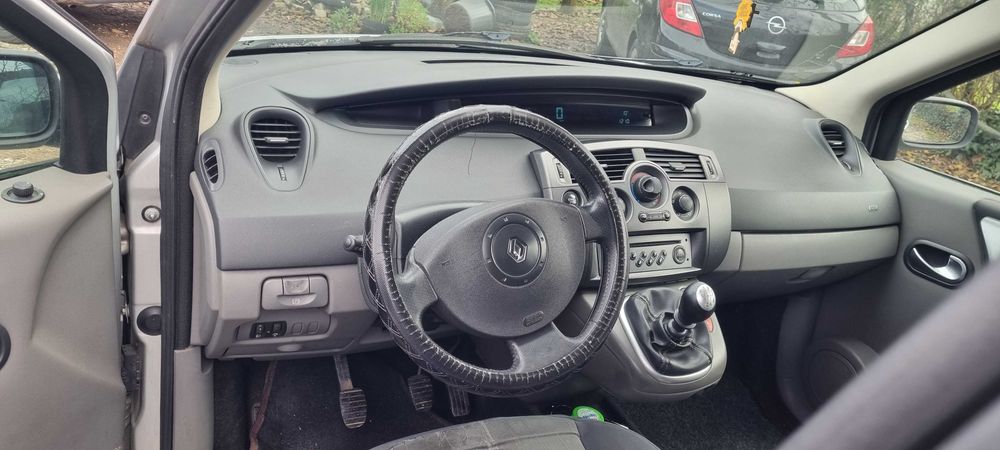 Renault Megane Scenic 1.5 DCI