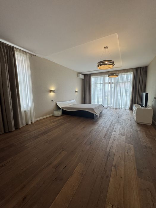 Современный просторный дом у моря!