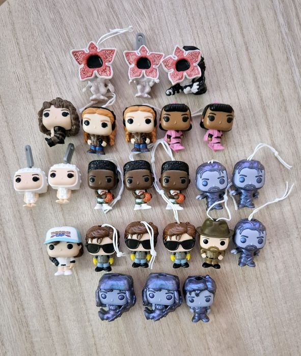 Figuras Stranger Things Kinder Joy