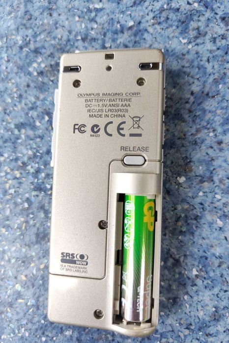 Продам цифровий диктофон Olympus WS-310M