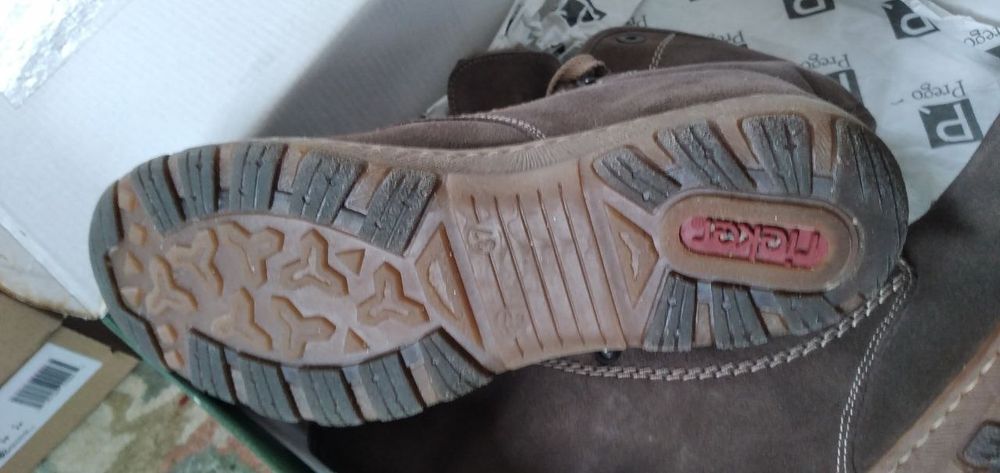 Чоботи Rieker замшеві оригінальні 37 розмір з натуральним хутром