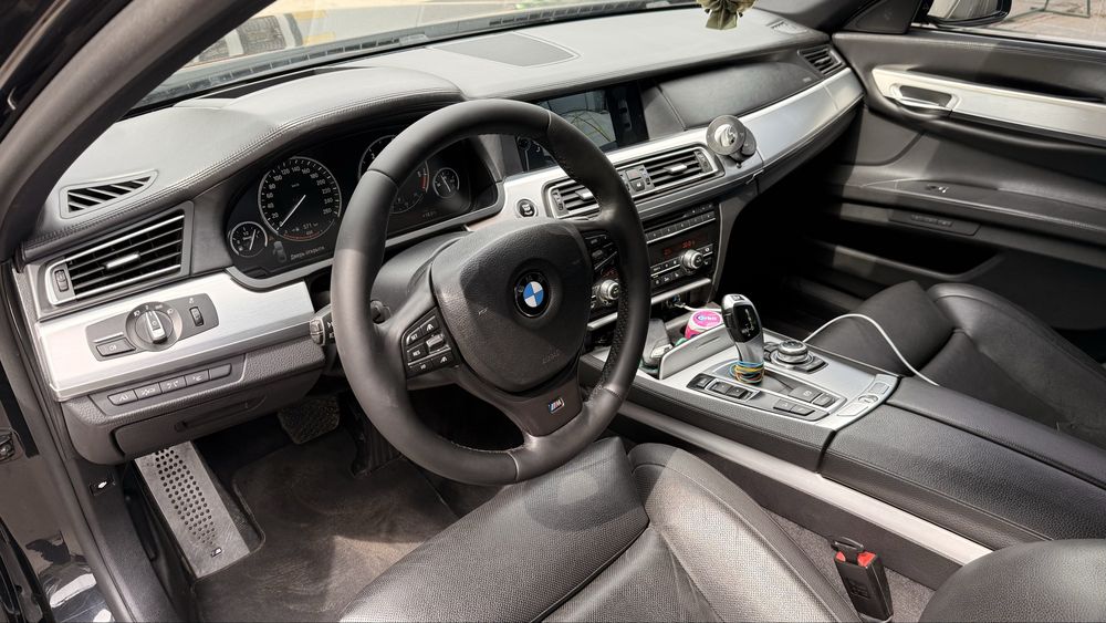 BMW 7 Series 2010 VIN WBAKC01050C498691 фото оголошення 18 з 24