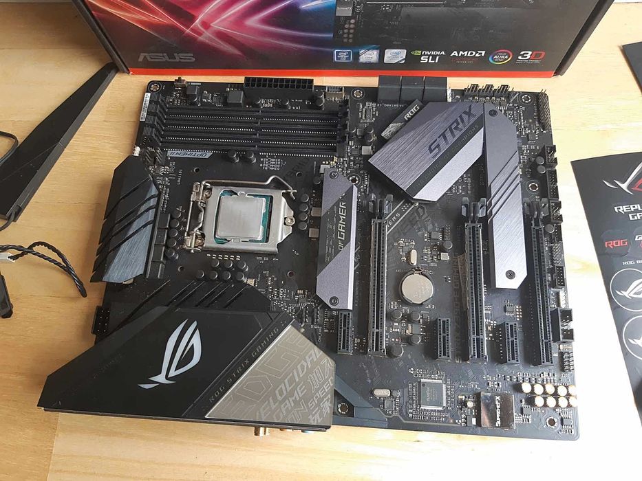 Asus ROG Strix Z390-E Gaming + Intel Core i7-9700K Gdańsk Chełm z