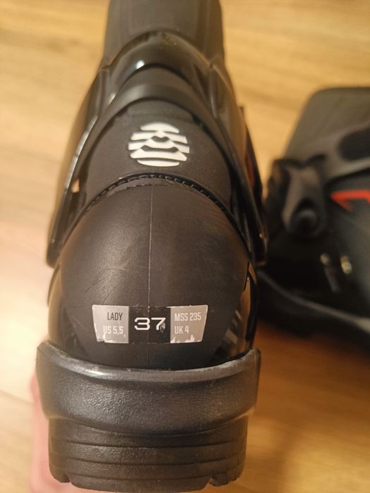 Buty Backcountry Alpina Traverse 37