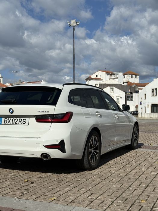 BMW 330e Touring Plug-In Hybrid