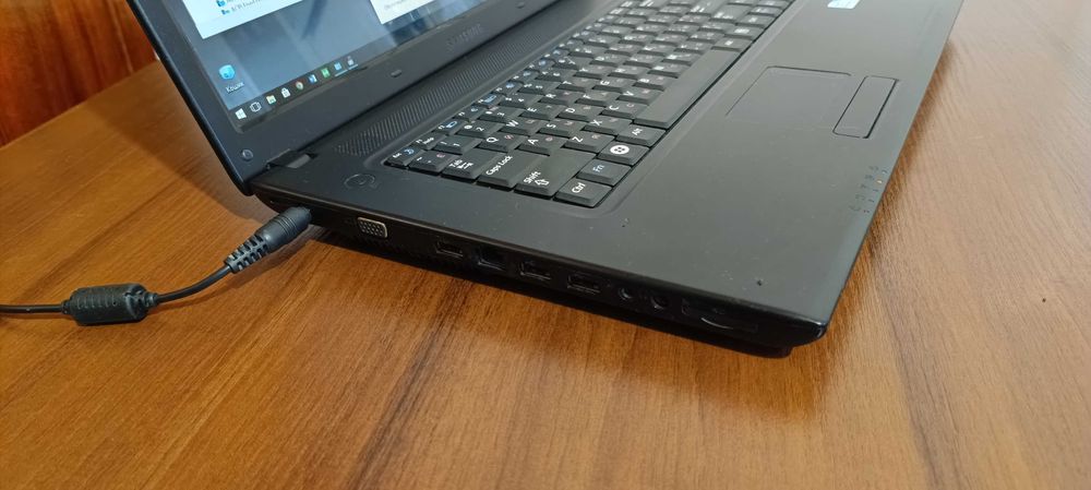 Ноутбук Samsung R 519