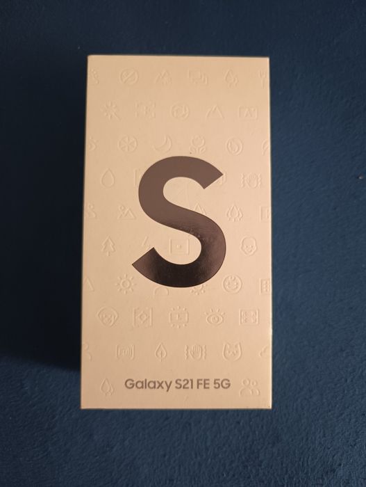 Smartfon Samsung Galaxy S21 FE