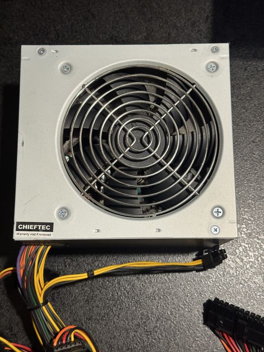 Zasilacz Chieftec i-Arena 350W (GPA-350S8) + Kabel + Śrubki