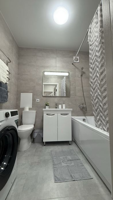 Нова ВІП, ЛЮКС. Новобудова. Усі зручності. Подобово Хмельницький.