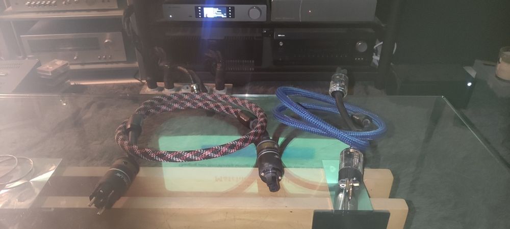 Kable sieciowe w viablue x-40 i x-60