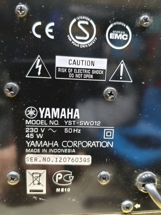 Subwoofer aktywny Yamaha YST-SW012