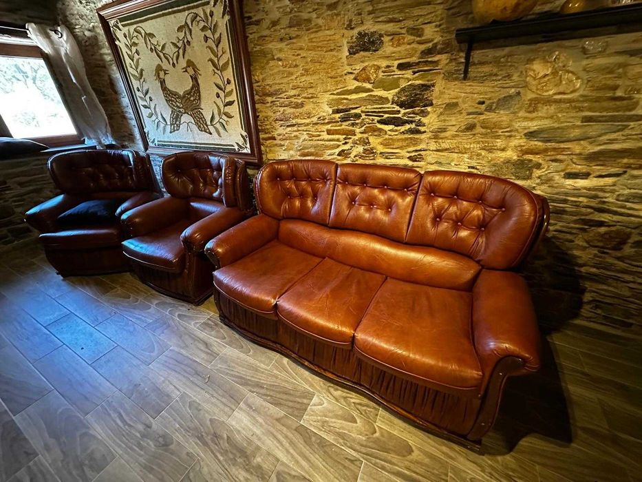 Sofás de sala em bom estado