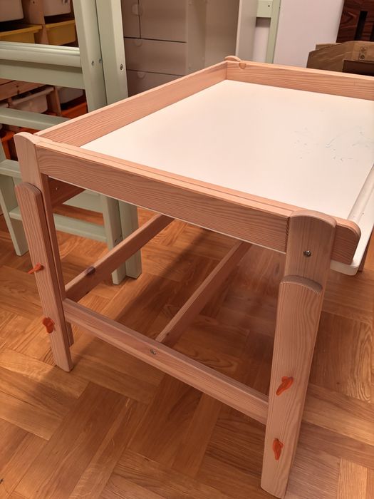 Biurko Ikea Flisat