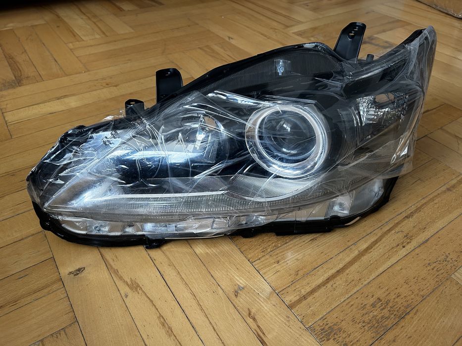 Lampa przednia Lexus CT 11-lewa Europa Nowa Led