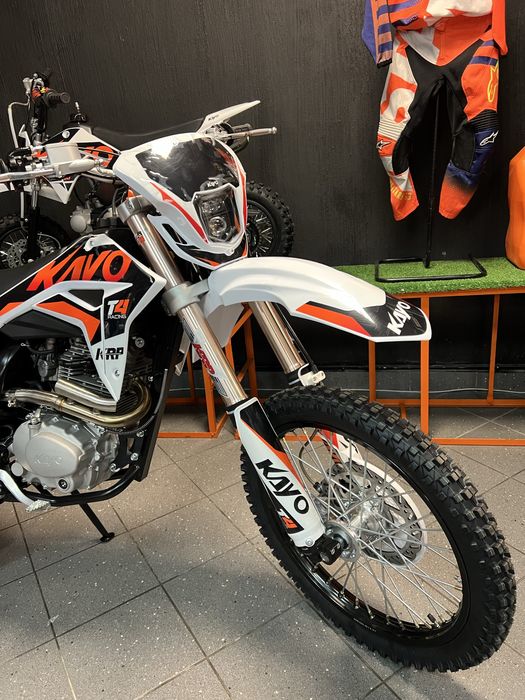 KAYO  T4  250 Enduro Dirt  Bike  Nowy