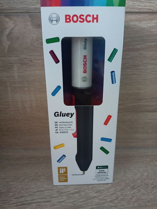 Bosch Gluey: Bezprzewodowy Pistolet do Klejenia na Gorąco