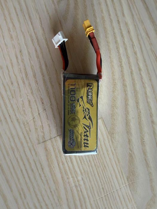 Akumulator  lipo Tattu 1100mah 60c 3s xt30
