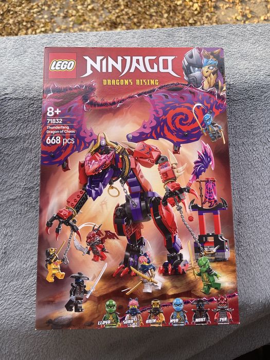 Lego Ninjago - Smok chaosu Kiełogrzmot, 71832