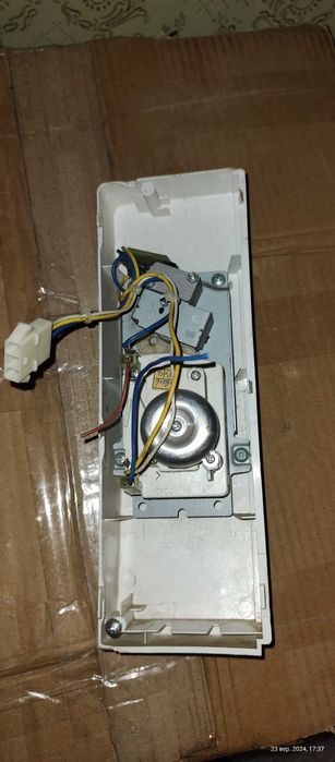 Блок панель керування мікрохвильовки.