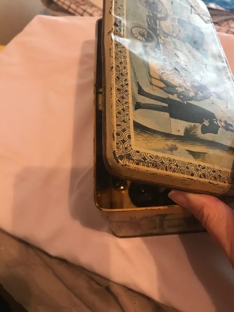Caixas de latão antigas