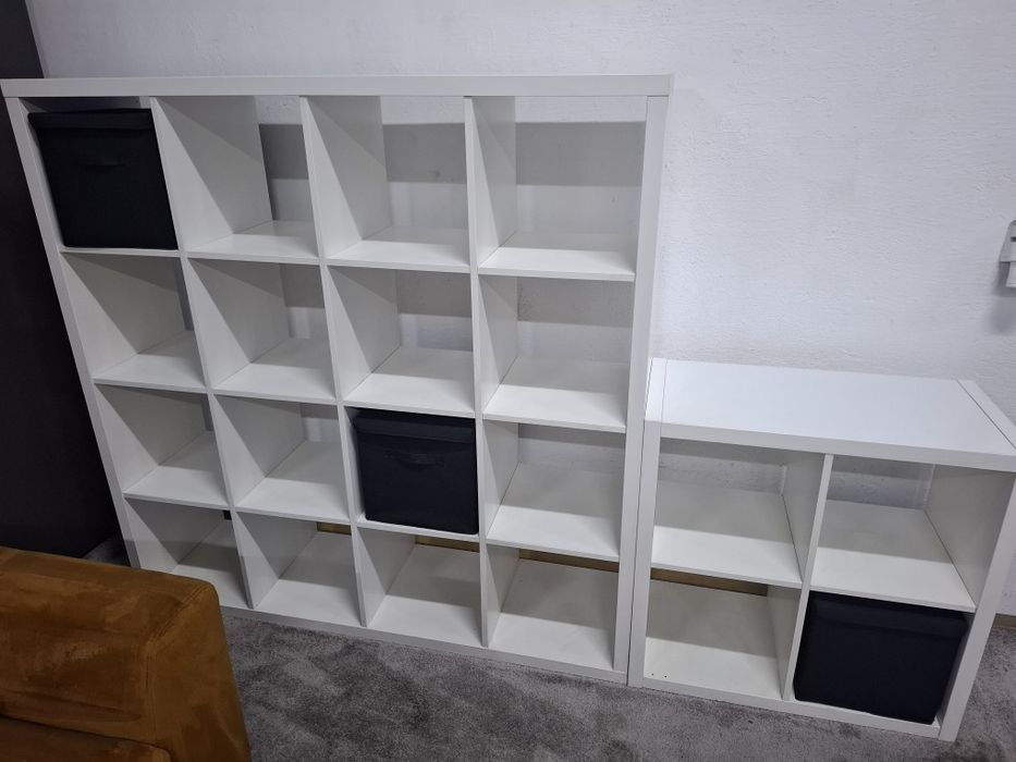 Sprzedam 2x regał Kalax białe regały zadbane polecam