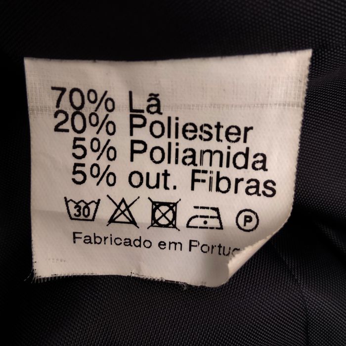 Casaco 70% Lã preto