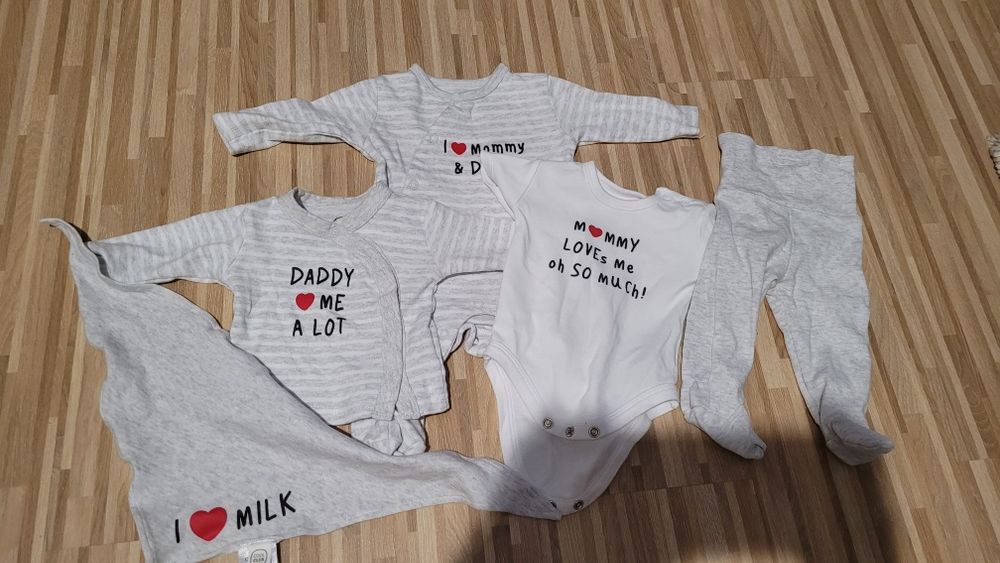 Komplet body śpiochy czapka