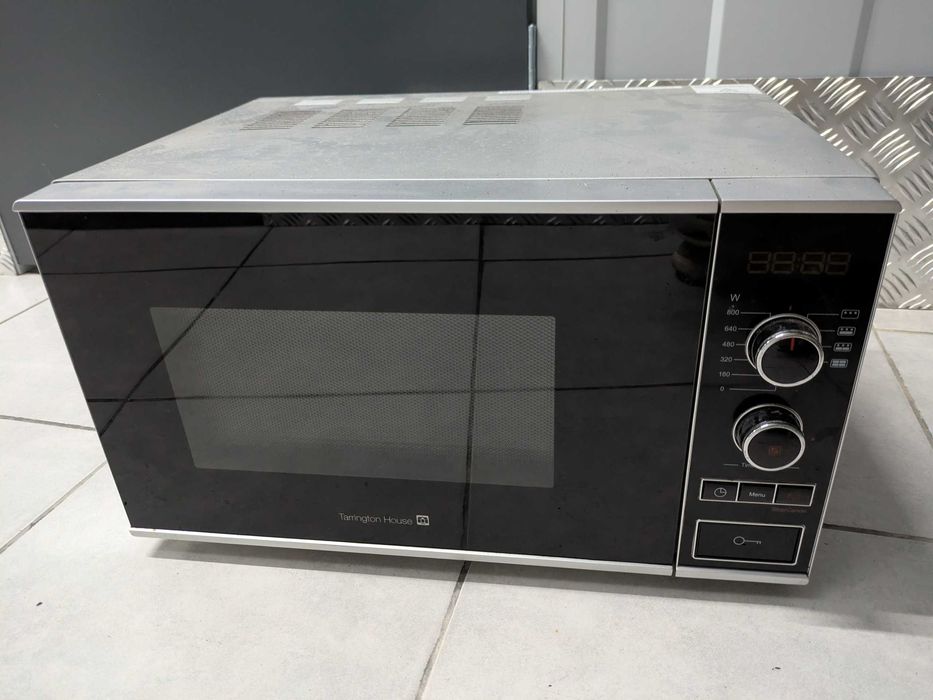 Micro Ondas 1200 W - em Bom estado - a funcionar