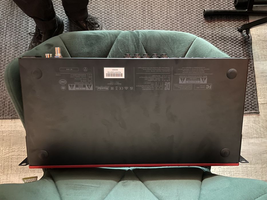 Interface de áudio USB Focusrite Scarlett 18i20 3ª geração