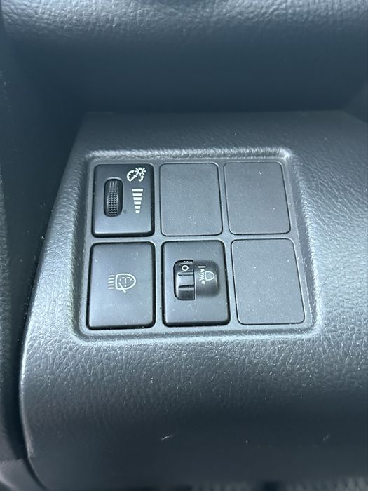 Продам Toyota RAV4 2007 2.0 бензин полный привод