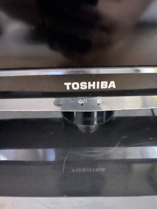 TV Toshiba 32" + Comando Universal - Entrega São Domingos de Rana