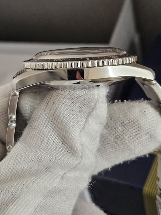 Oris Sixty five glow