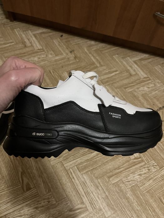 Ботинки під кросівки